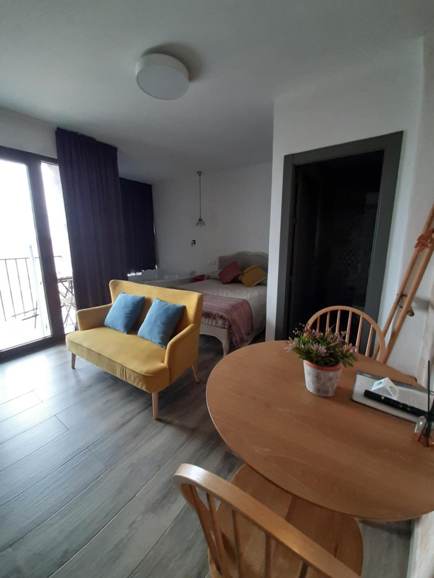 Casas Rurales Maribel - Complejo Moradas Del Cerro 2 - Suites Con Jacuzzi En Alcala Del Jucar Casas del Cerro Phòng bức ảnh